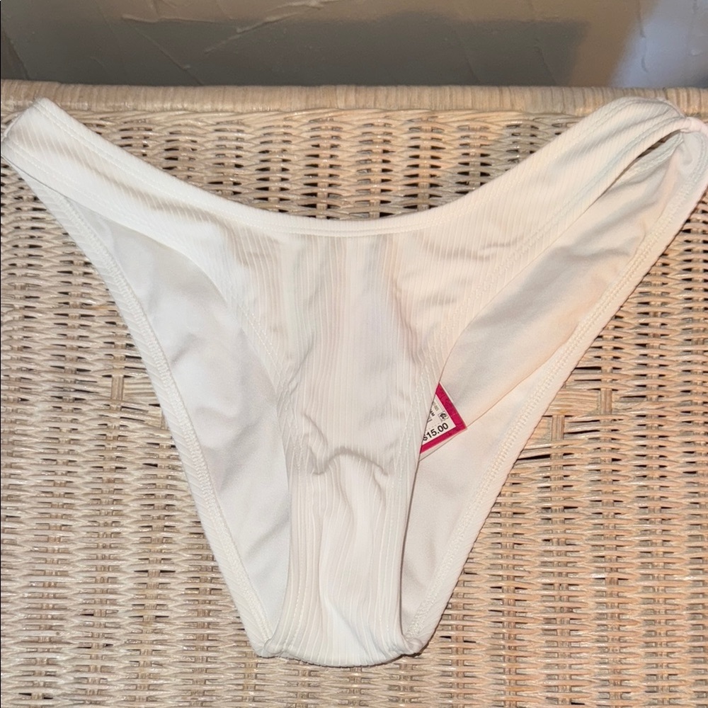 Women's White Ribbed Bikini Bottoms (L) - Picture 2 of 3